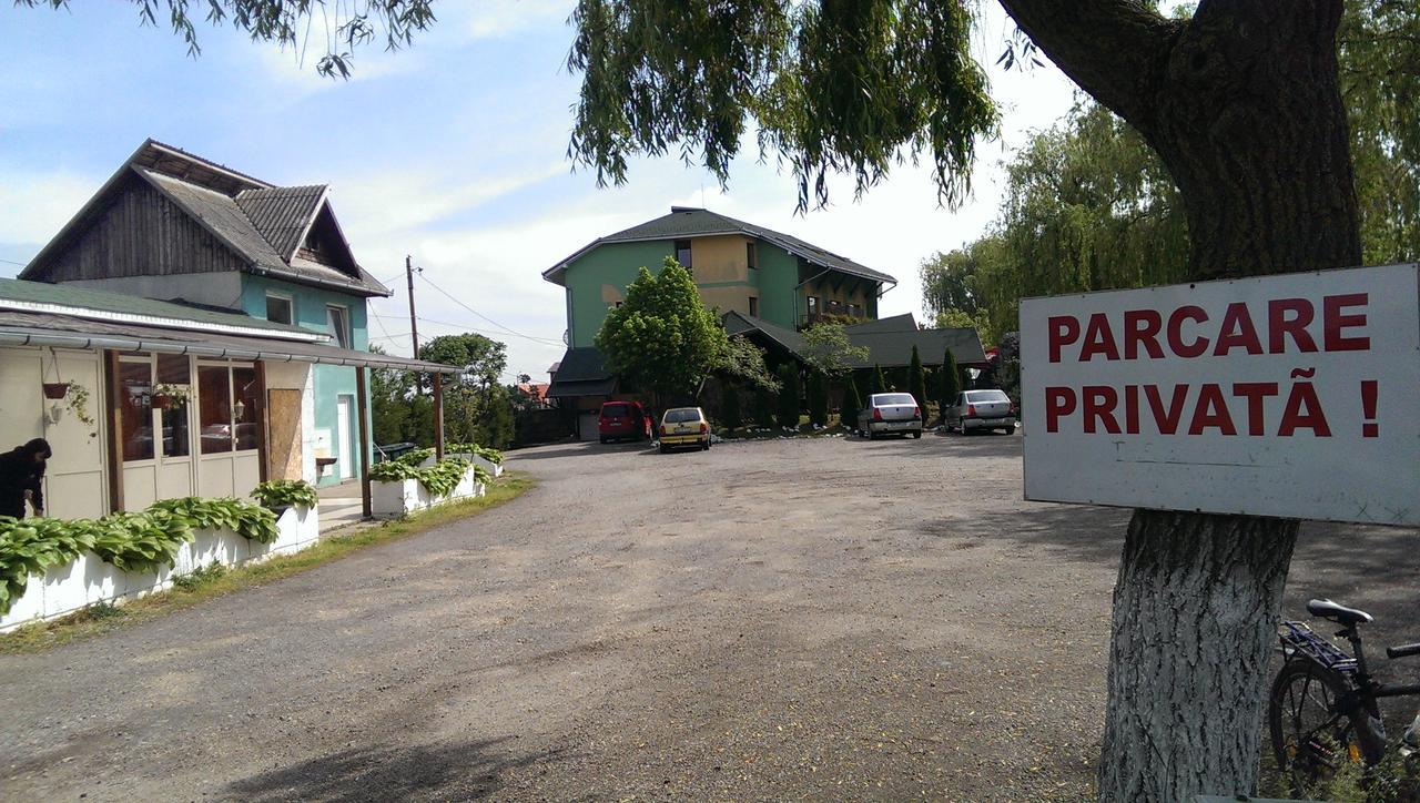 Pensiunea Brigi Satu Mare Extérieur photo